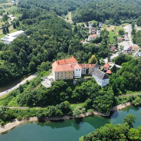 Ruralna Kuca Za Odmor Villa Pozun Ozalj Exterior photo
