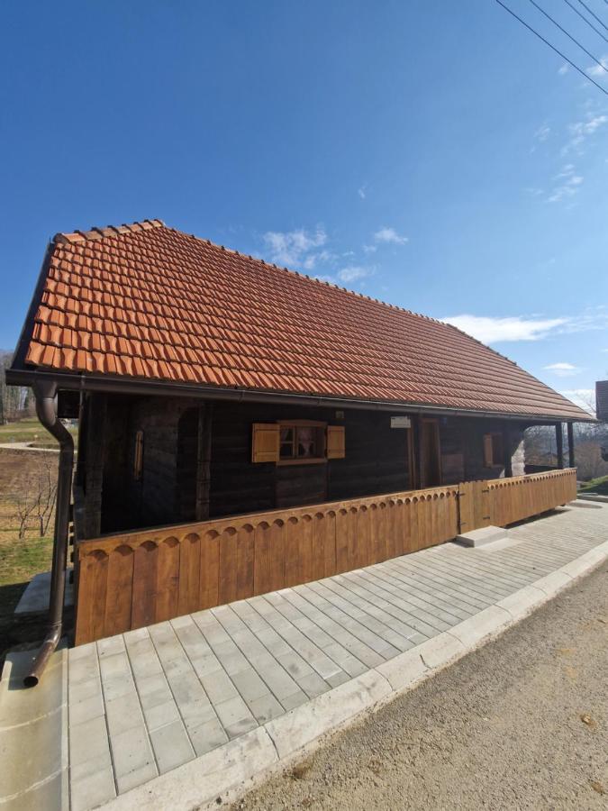 Ruralna Kuca Za Odmor Villa Pozun Ozalj Exterior photo